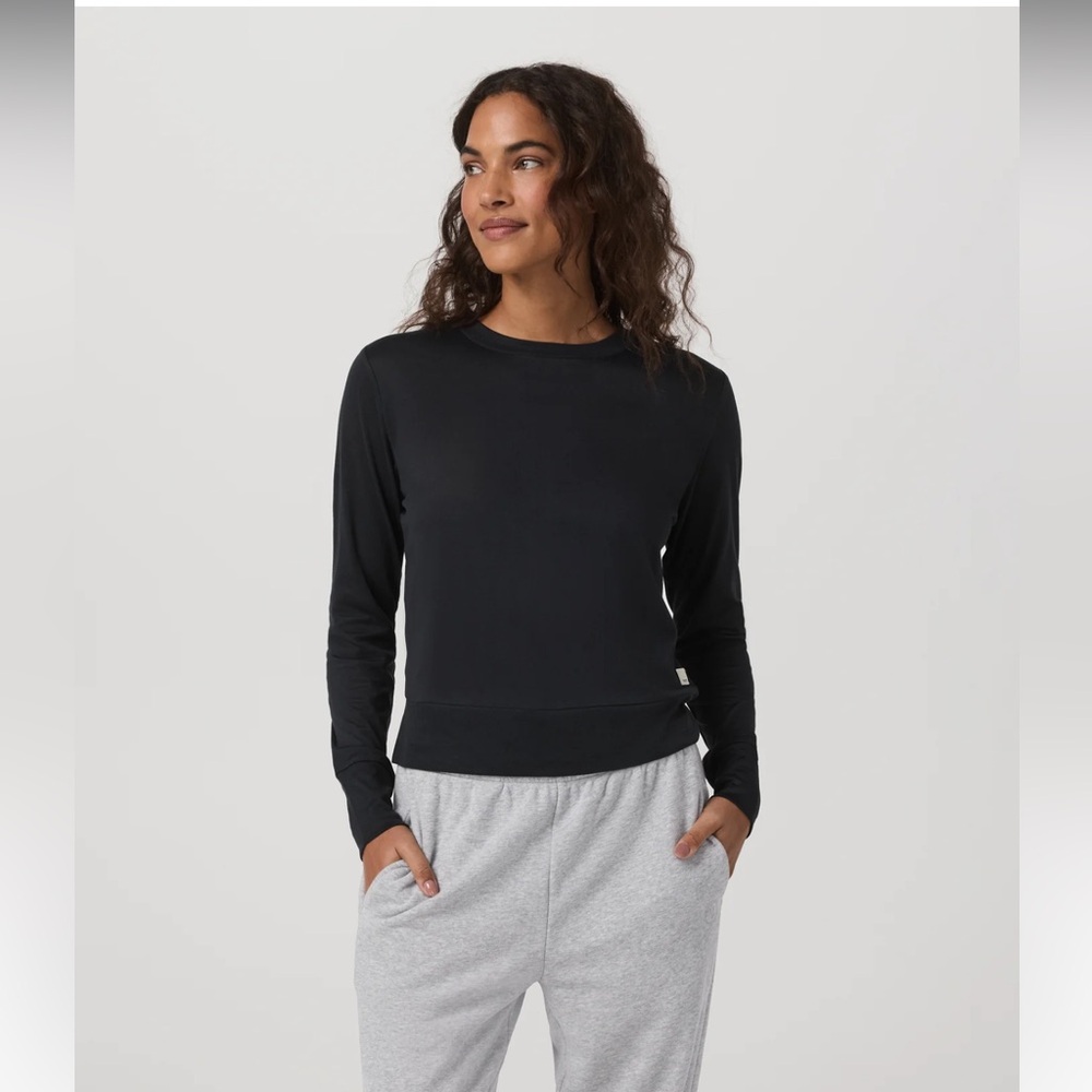 Vuori daydream crew size XS color black heather